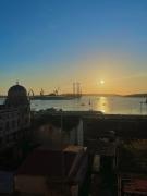 Dejan apartment 3-Free parking near Arena in city center, near bus, train, ferry, airport shuttle