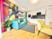 Designer Wohnung mit Balkon