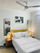 Private Cosy Cottage on Pelican