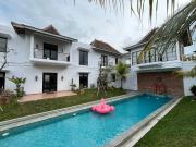 Aashraya Luxury Villa by Sampai