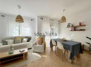 Beautiful Chalet Adosado con piscina comunitaria