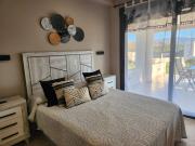 Bajo con vistas a la piscina en Valle del Este Golf