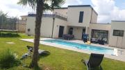 location villa moderne piscine