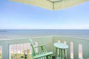 Oceanside Escape with 3 Bedrooms Spectacular Ocean View and Pool