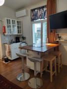 Moderni asunto vanhassa talossa - Modern apartment at the heart of Turku