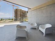 Modern Apart only Steps from Beach