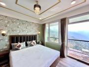 Yepplos Luxury Deluxe Room with Mountain View