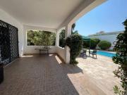 Luxurious villa with pool and beach access