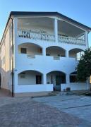 Apartments with parking space Vir - 23444 Apartments with parking space Vir - 23444