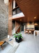 Man Cave industrial loft at central Berawa NEW