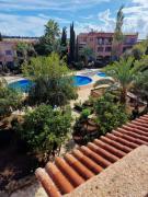 Beautiful Garden Apartment