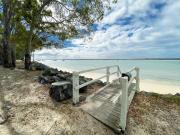 Stafford Hall - Burrum Heads- Riverfront- 3BR- Great Views