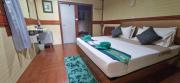Top Khao Sok