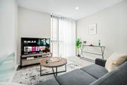 Stylish Apartment - Two Bedrooms - City Centre - Smart TV - WIFI - Top Rated - JQ 1AH