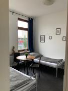 Große Handwerkerwohnung in Walle