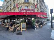 Charmant studio perché sur les toits, avec ascenseur, 16 ème quartier calme securise- Proche quai Seine