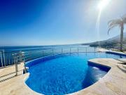 Apartamento en primera línea de playa en Benalmadena