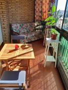 Casa Adriana, balcon y parking Habitacion en piso compartido