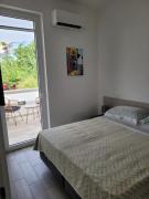 Cozy Corner Apartment Forio