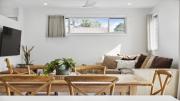 Seas the Day - Modern Townhouse in Sawtell Village