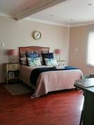 Hill Manor Room 2 Self catering unit