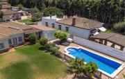 Awesome Home In Chiclana De La Fronter