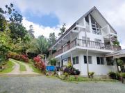 Pine and Fern Resthouse