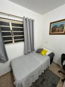 The Bridge - Central Studio with Free Parking