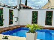 Casa linda com piscina a menos dois minutos dos maiores Centros Turísticos de Aparecida!
