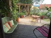 Un jardin près de la plage Un jardin près de la plage