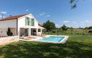 Gorgeous Home In Sinj Gorgeous Home In Sinj