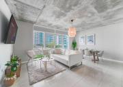 Amazing Condo with Pool at Midblock Miami