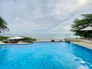 Exclusiva Villa con Salida al Mar