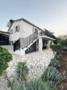 KORONSOVAC House with 4 Apartments