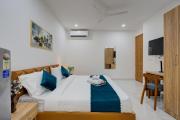 The Lodgers Studio Apartment Near Mall FiftyOne Gurugram
