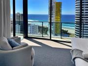 Level 30 Oracle Tower 2 Stunning views and free parking - GC Getaways