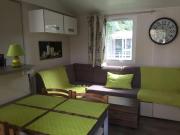 Confortable bungalow proche de Vias avec piscine partagée