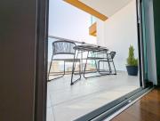 Seaview wonder apartment by Anna