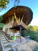 Macuá, Refugio del bosque