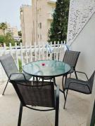 Άνετο παραλιακό διαμέρισμα Λάρνακα ΜΑΚΕΝΖΙ