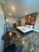 ลูกจ่าปองโฮม Lukjapong Home