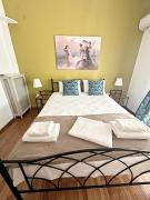 Check Point - Acropolis Retro