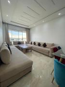 Appartement de standing wifi piscine a bouznika