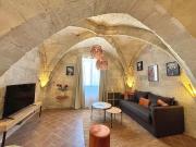 Joli appartement voûté dans le centre ville