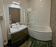 Appartement atypique clair et spacieux avec jardin