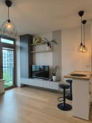 Modern Urban Retreat & Private Parking