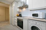 Luminous apartment Puerto Banus, 2 bedrooms and parking