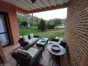 Bel appartement RDJ face piscine résidence haut standing