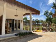 Sea Love Beach Bar & Bungalows