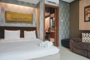 Comfort and Cozy Studio at MT Haryono Square Apartment By Travelio